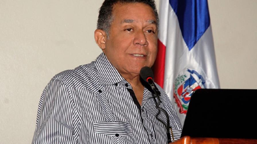 Juan Bolívar aclara no está con Abinader