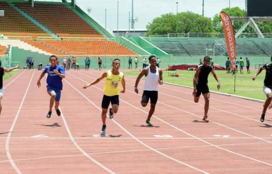 La Vega, Azua, Jimaní y Distrito Nacional encabezan clasificados Copa Atletismo Escolar