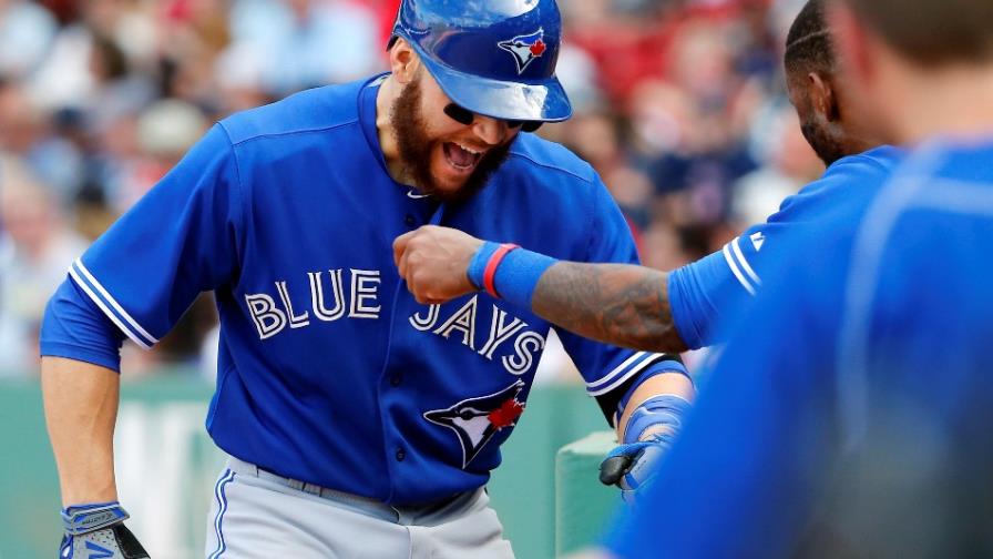 Edwin Encarnación de 5-2 en triunfo de Toronto; Russell Martin decide con jonrón