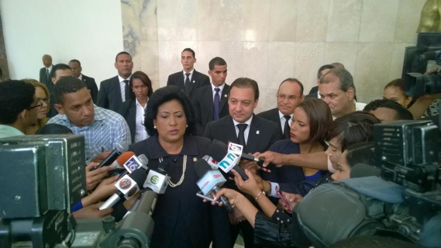 Cristina Lizardo: Esta Constitución es la respuesta adecuada y precisa que impone el momento actual