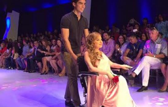 Ministerio Pùblico realiza desfile contra discriminación en RD Fashion Week 2015