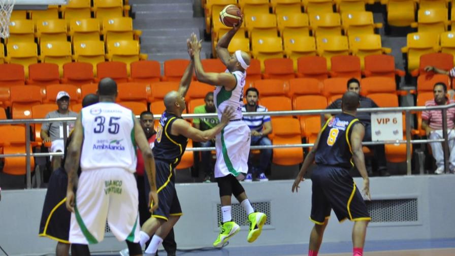 El Cupes se estrena con victoria en Santiago