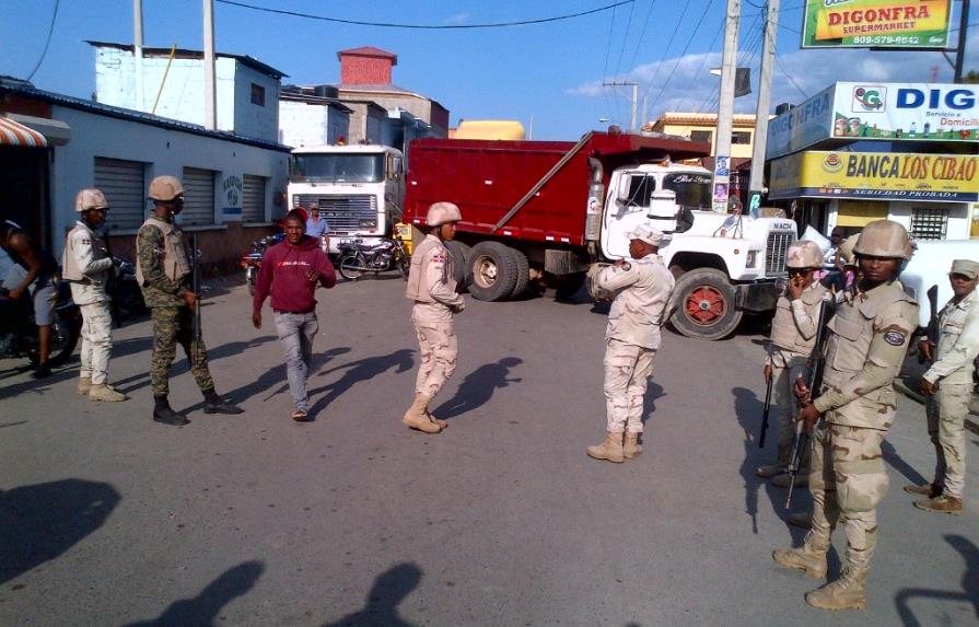 Patanistas bloquean la frontera domínico-haitiana en Dajabón