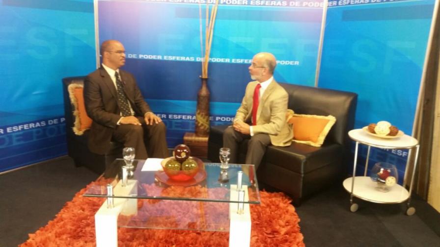 Daniel Pou, el fraccionamiento de la oposición le impide formar un bloque