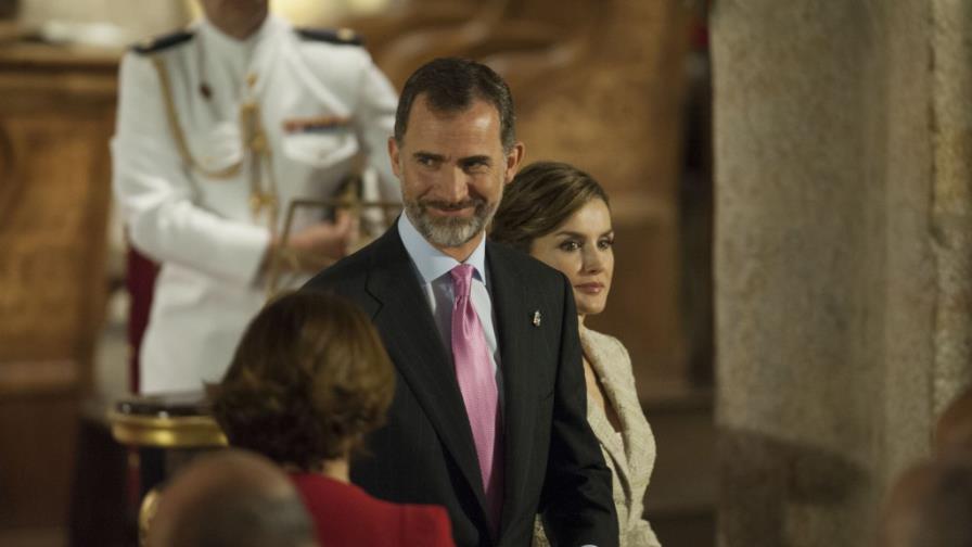 El nuevo rey de España recupera popularidad de la monarquía