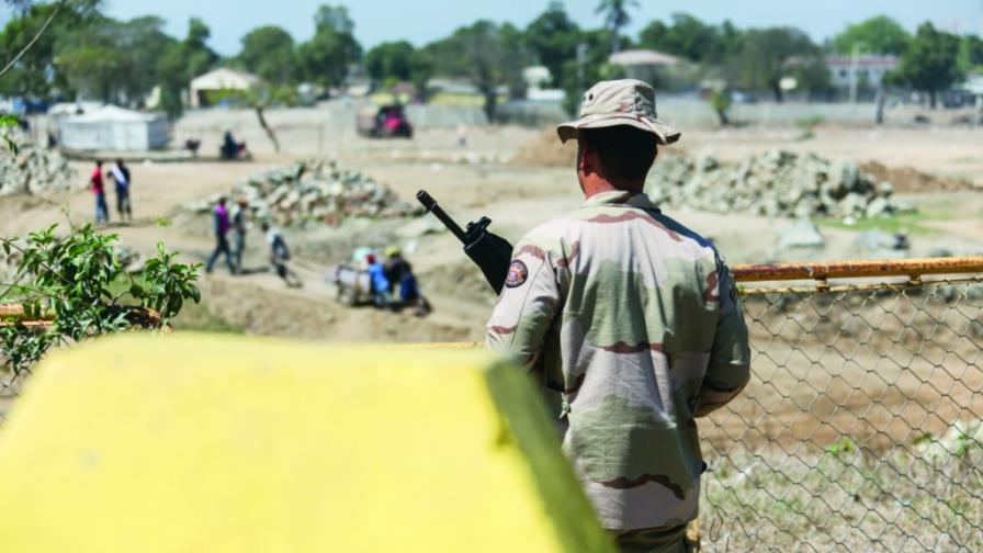 El Ministerio de Defensa “sella” la frontera por la inestabilidad en Haití El Ministerio de Defensa “sella” la frontera por la inestabilidad en Haití