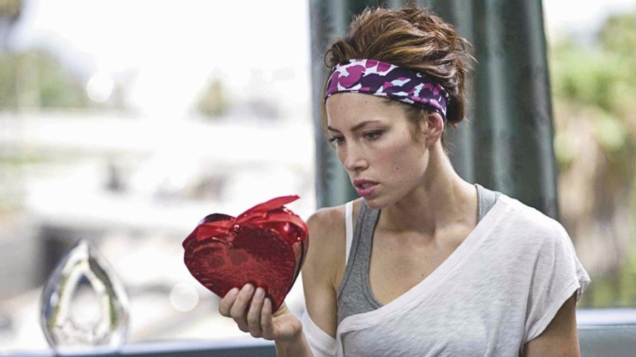 ¡No paso un San Valentín más sola! ¡No paso un San Valentín más sola!