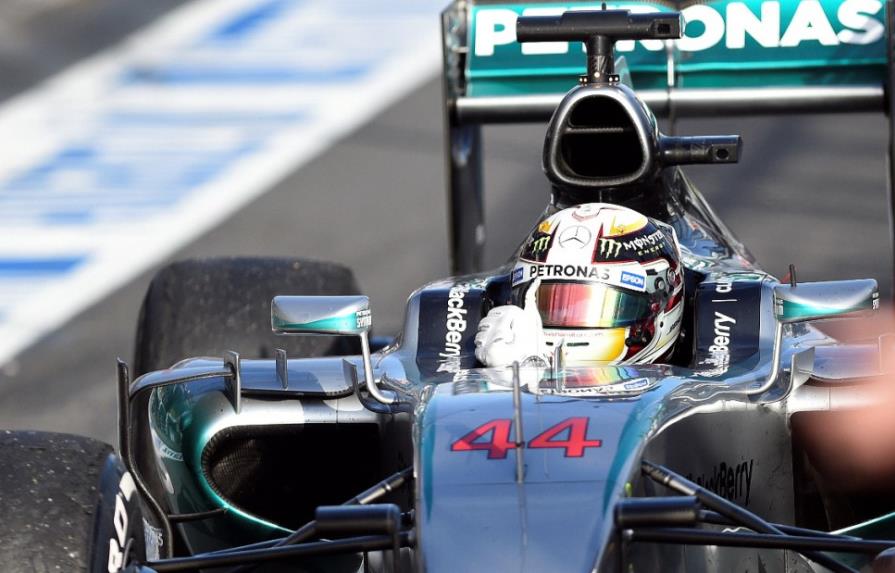Lewis Hamilton lidera doblete de Mercedes en GP de Australia