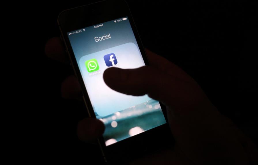 Encuesta: Adolescentes todavía usan Facebook