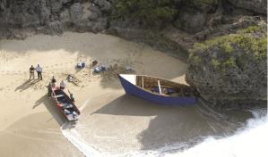 Detienen a 76 dominicanos que intentaron viajar ilegalmente a Puerto Rico