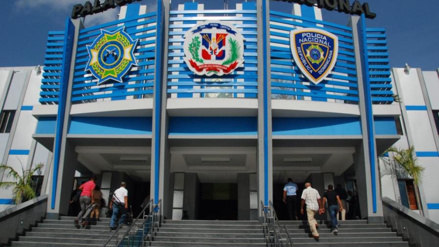 El Consejo Superior Policial recomienda cancelar a 18 agentes por mala conducta