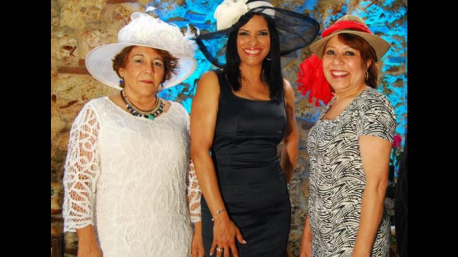 Amipharma ofrece una tarde de té