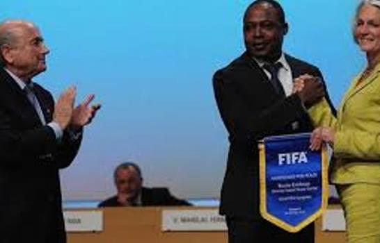 Centro Nobel de la Paz cancela su cooperación con la FIFA