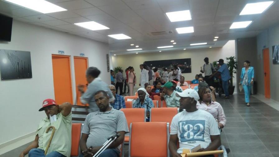 Hospital Traumatológico Darío Contreras reinicia las consultas