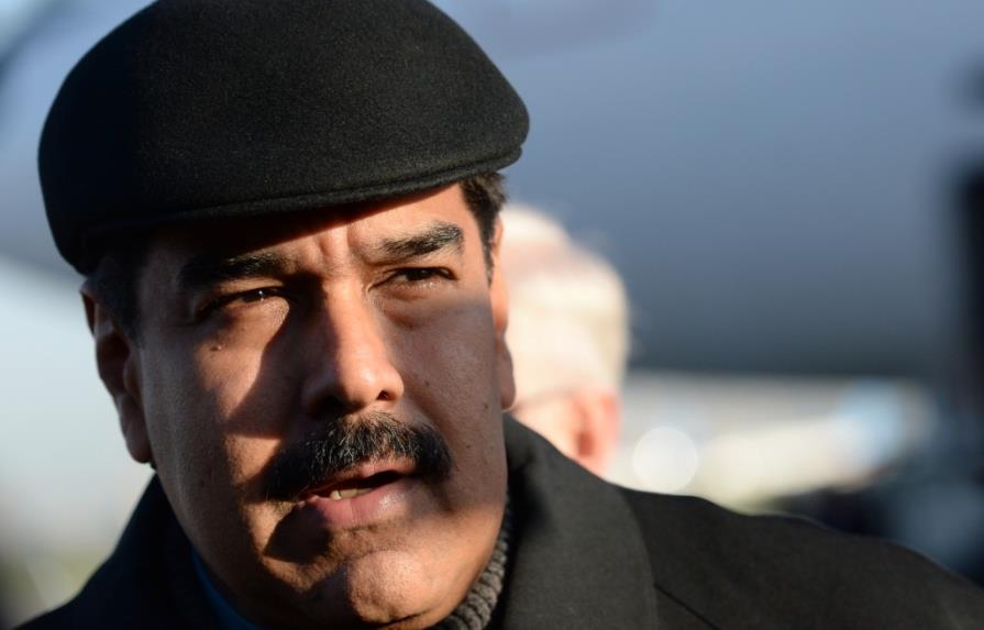 Maduro dice que derecha colombiana y venezolana pagan a bandas de asesinos