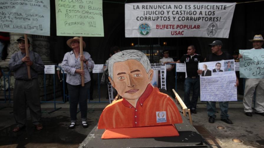 Congreso cita a Pérez Molina a declarar el jueves por denuncia de corrupción