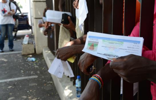 Advierten ficha de identidad entregada por Embajada haitiana es “acuse de recibo”
