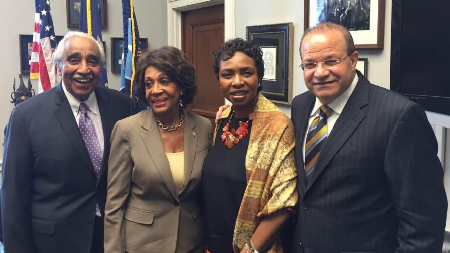 Embajador dominicano en Washington se reúne con líderes del Congreso