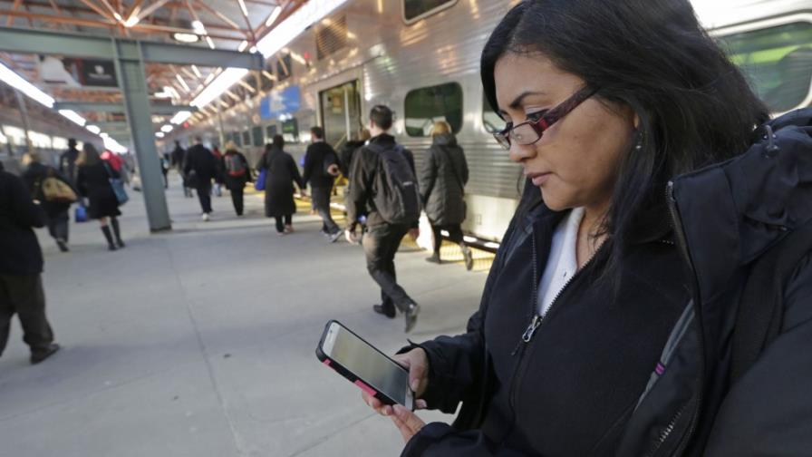 Adultos jóvenes consumen más noticias de lo que se creía Adultos jóvenes consumen más noticias de lo que se creía