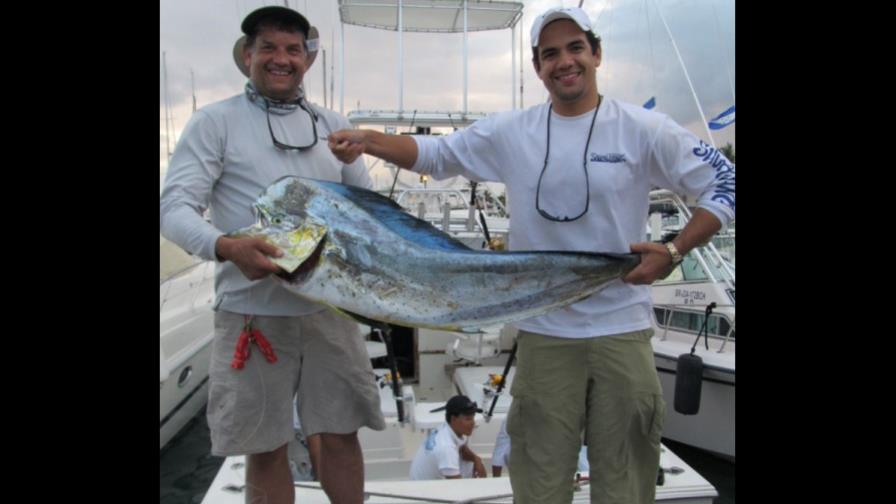 Eduardo J. Brugal gana el Torneo de Pesca El Dorado
