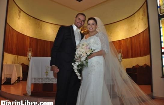 Entrañable boda de Luis Oscar López Cruz y Lissette Castillo