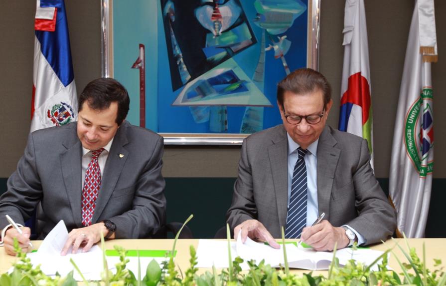 La UNPHU y el Banco BHD León firman acuerdo para fomentar las PYMES