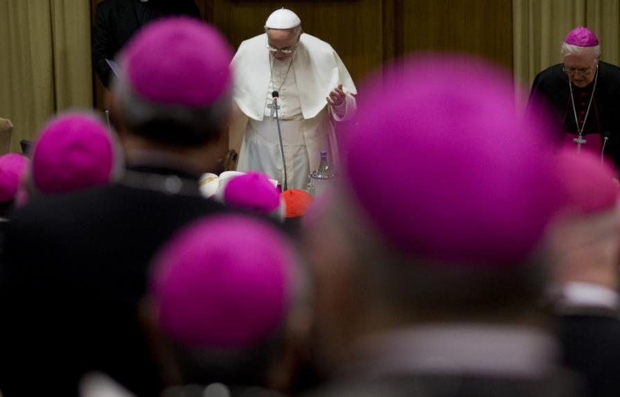 Papa Francisco insta a los obispos a denunciar la corrupción pública y privada