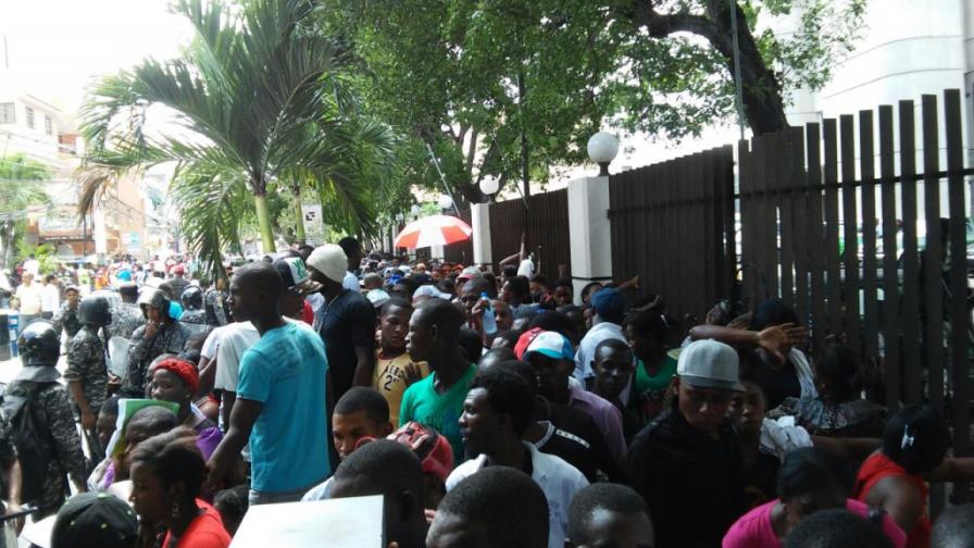 Organización Internacional para Migraciones valora Plan de Regularización