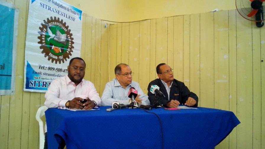 Sindicatos demandan distribución de crecimiento del PIB en aumento salarial Sindicatos demandan distribución de crecimiento del PIB en aumento salarial