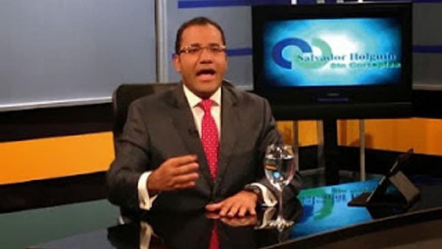 Salvador Holguín denuncia presunta trama para matarlo