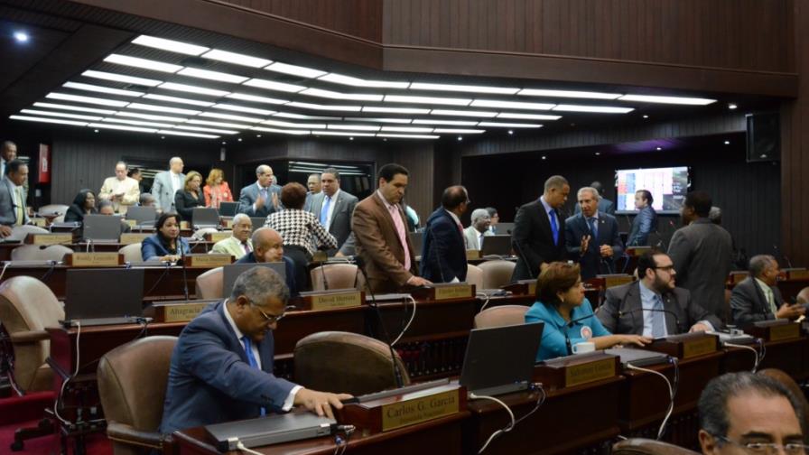 62 diputados del PRD y PRM piden un pacto a Miguel Vargas, Hipólito y Abinader 62 diputados del PRD y PRM piden un pacto a Miguel Vargas, Hipólito y Abinader