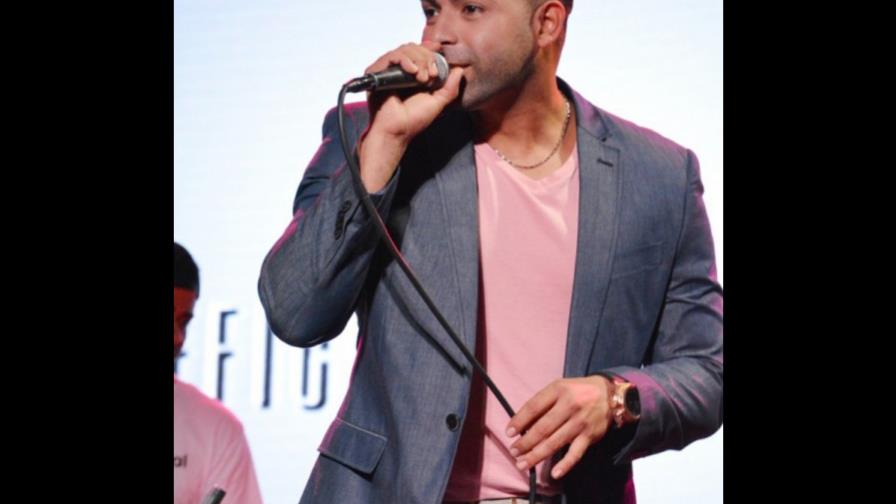 Jay Ruiz debuta en la escena local con bachatas