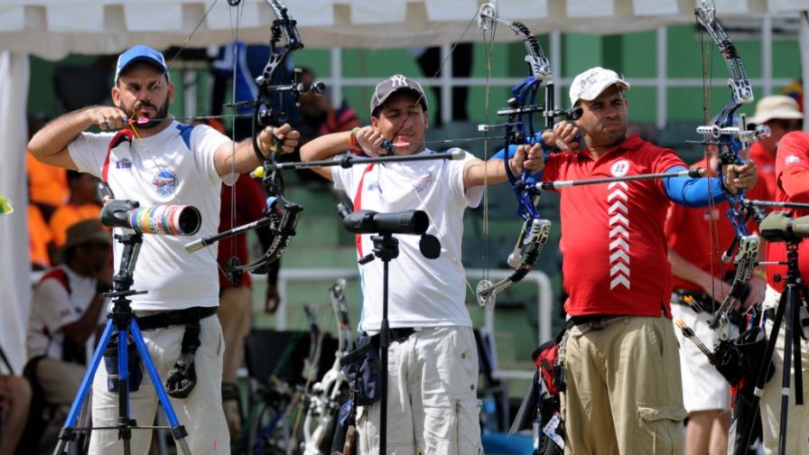 Seis arqueros van por puestos a Toronto Seis arqueros van por puestos a Toronto