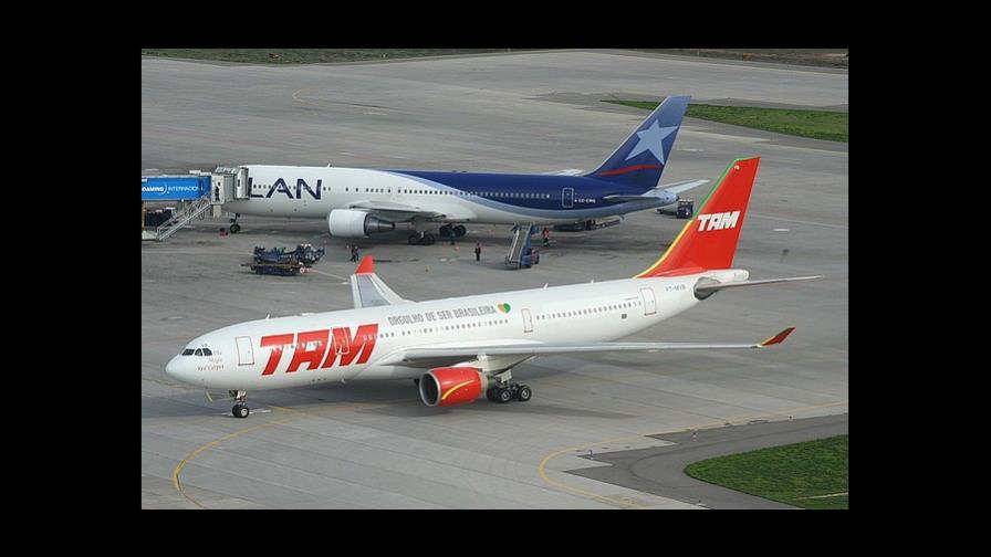 Latam perdió 109,8 millones de dólares en 2014, un 60 % menos que en 2013