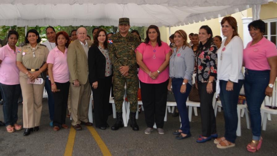 ADEOFA realiza operativo de médico para prevenir cáncer de mama