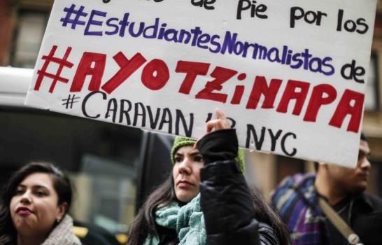 Padres de 43 estudiantes desaparecidos llevan caso a Nueva York