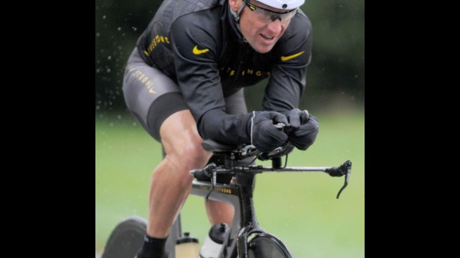 Lance Armstrong se reúne con agencia antidopaje