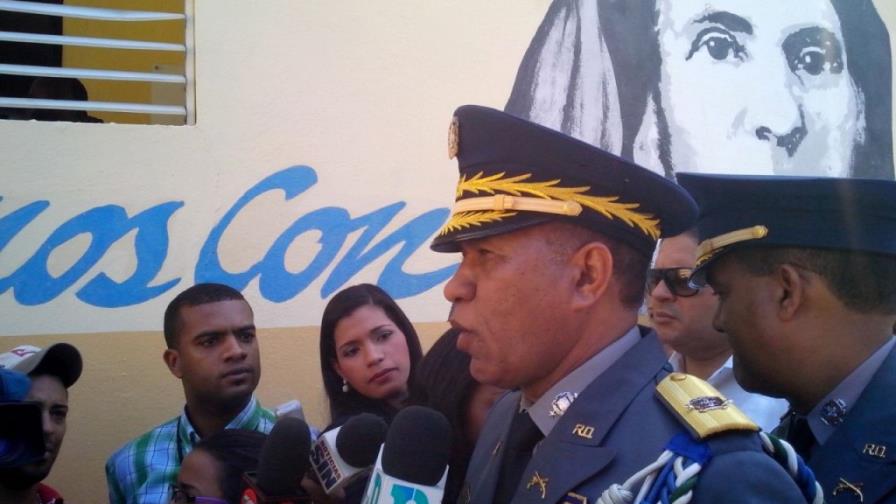 Policía enfrenta a tiros a supuesta banda que estaría detrás del asesinato de Blas Olivo Policía enfrenta a tiros a supuesta banda que estaría detrás del asesinato de Blas Olivo