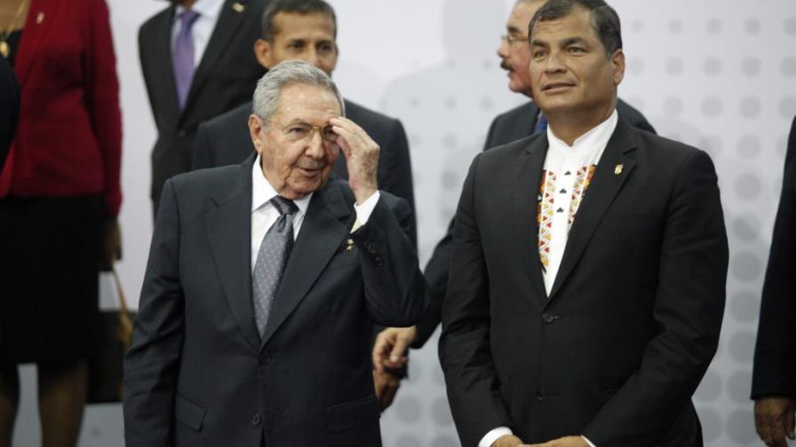 Presidente de Ecuador dice que Cuba merece indemnización por bloqueo de Estados Unidos Presidente de Ecuador dice que Cuba merece indemnización por bloqueo de Estados Unidos