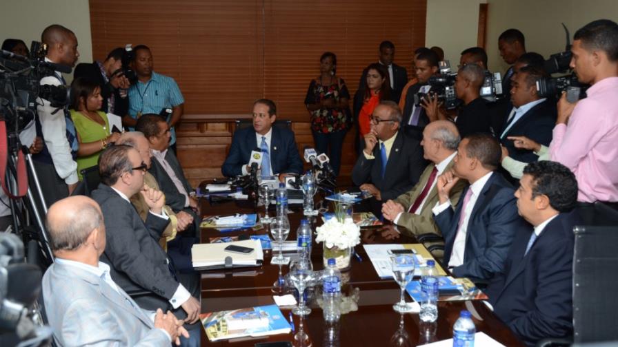 Comisión de reforma debatirá hoy aspectos de ley