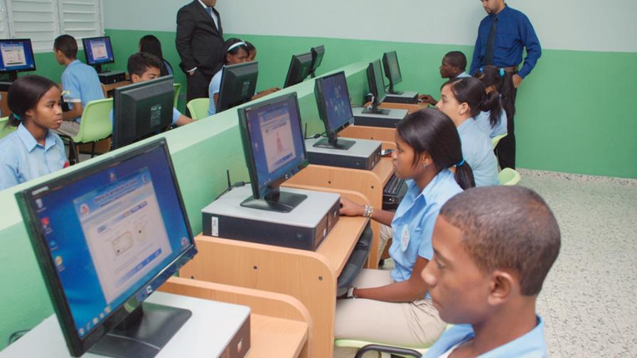 Inversión educación preuniversitaria se mantiene estática