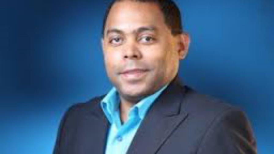 Merengueros, primer libro de Fausto Polanco, el 30