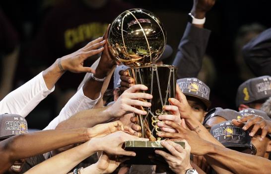 Final NBA genera records en ventas al menudeo y en internet
