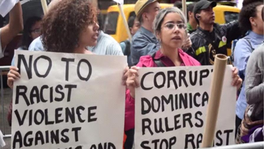 Coaliciones protestan contra deportaciones de haitianos en Nueva York