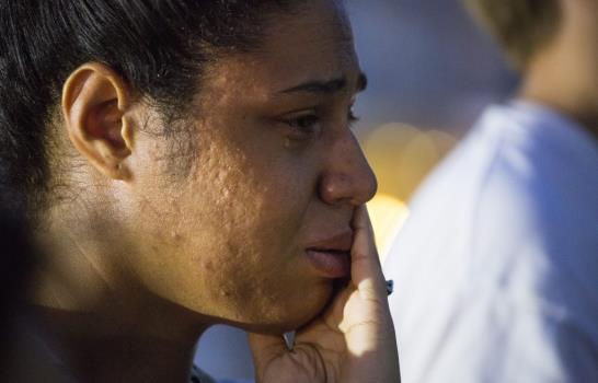 Formulan nueve cargos de asesinato al autor confeso de masacre en Charleston