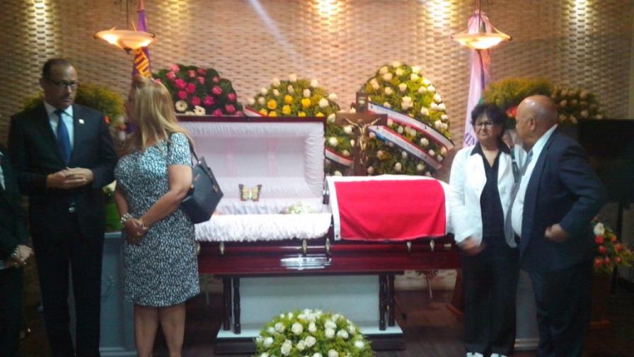 Dirigentes del PLD destacan cualidades de Gladys Gutiérrez en su velatorio