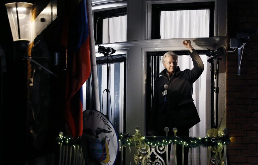 Assange cumple tres años en embajada ecuatoriana