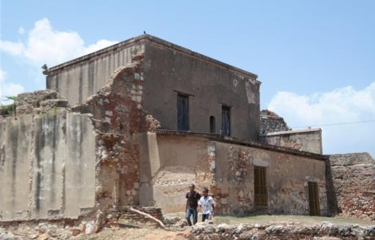 Ruinas de San Francisco ¿un patrimonio cultural en peligro?