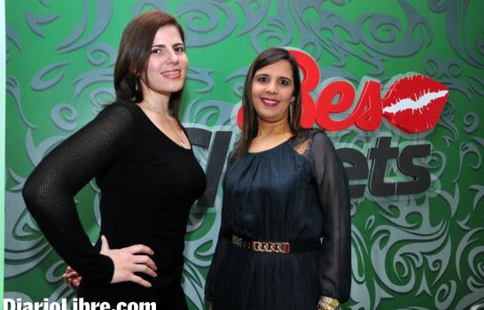 Clorets lanza promoción ¡Déjate Besar...!, en Santiago