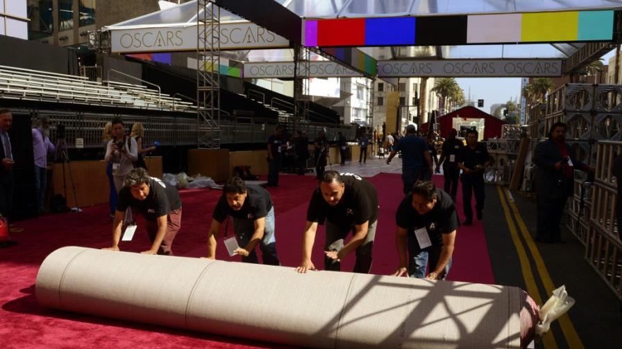 Los Óscar, ese evento de moqueta granate, centro comercial y figurantes